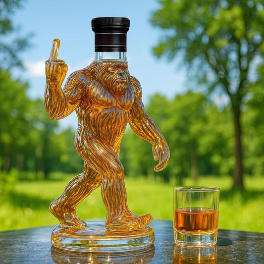 🔥Summer Hot Sale 49% OFF👍🏻Funny Bigfoot Whiskey Bottle